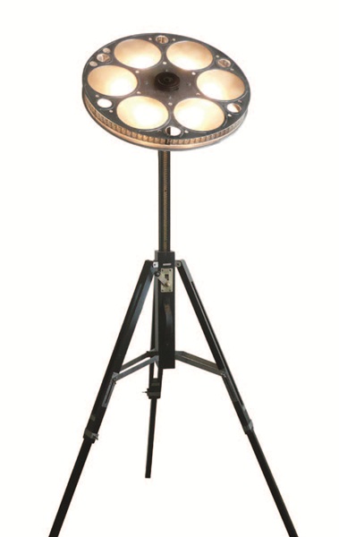 視覺裝飾風格沒有定性的規矩，卻有著無限創意的可能，